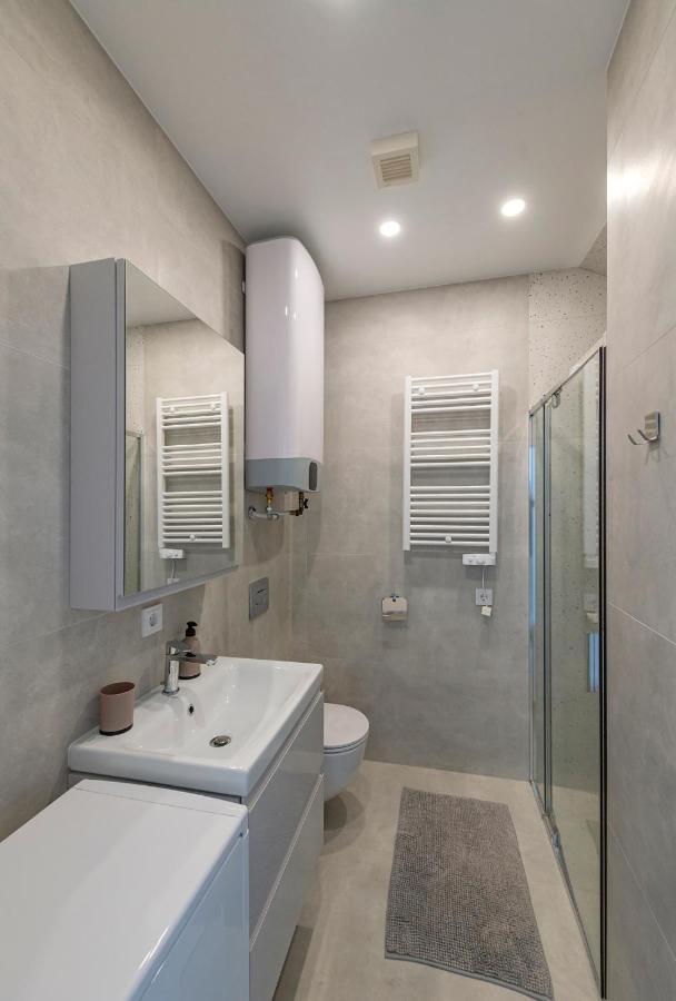 White 1 Bd Old Town Apartment By Hostlovers คอนัส ภายนอก รูปภาพ